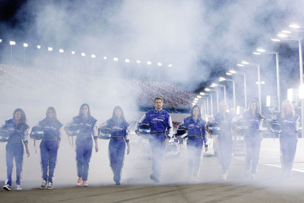 Brad feels the need for some speed and takes eight lucky ladies out for a true NASCAR experience at the Las Vegas Motor Speedway - the same racetrack where Dale Earnhardt, Jr. and Jeff Gordon will be racing five weeks from now. Brad hopes to ignite some r