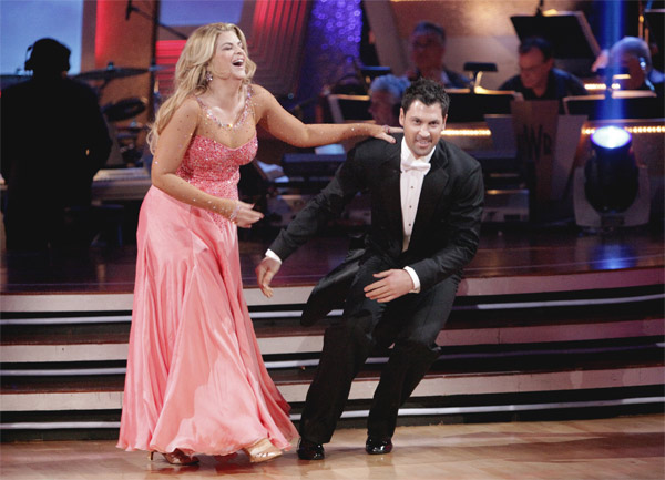 Kirstie Alley and her partner Maksim Chmerkovskiy recieved 20 out of 30 from the judges for their Quickstep on week 2 of 'Dancing With The Stars' on Monday, March 28, 2011. Combined with the first week scores of 23 out of 60, their total is 43 out of 60.