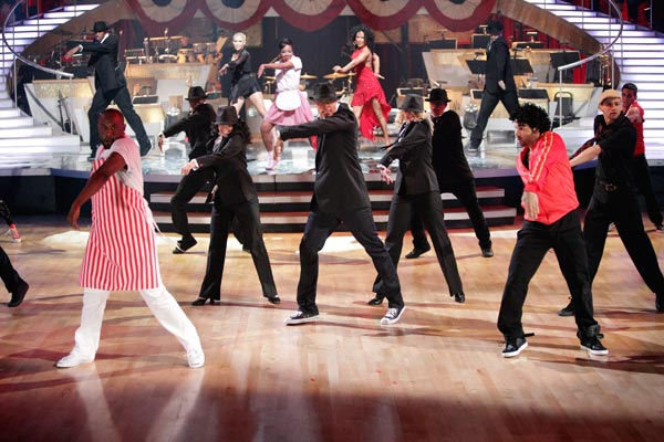 This week's 'Macy's Stars of Dance' also...