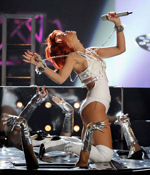 Rihanna performs at the 2011 Billboard Music...