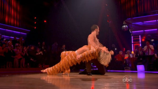Chelsea Kane and her partner Mark Ballas dance a Samba and a Freestyle dance on week ten of 'Dancing With The Stars.' The judges gave the couple 29 out of 30 for their Samba and 30 points out of 30 for their Freestyle. The couple earned a total of 59 out