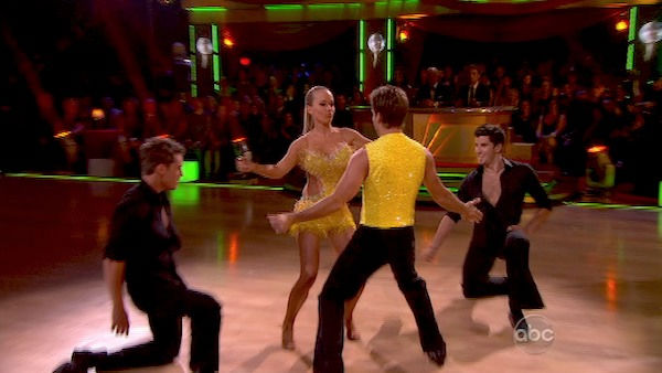 Kendra Wilkinson returned to the 'Dancing With...