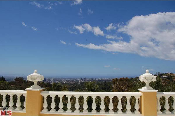 A view of Zsa Zsa Gabor's 4-bedroom, 5.5...