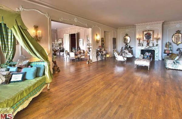 A view of Zsa Zsa Gabor's 4-bedroom, 5.5...