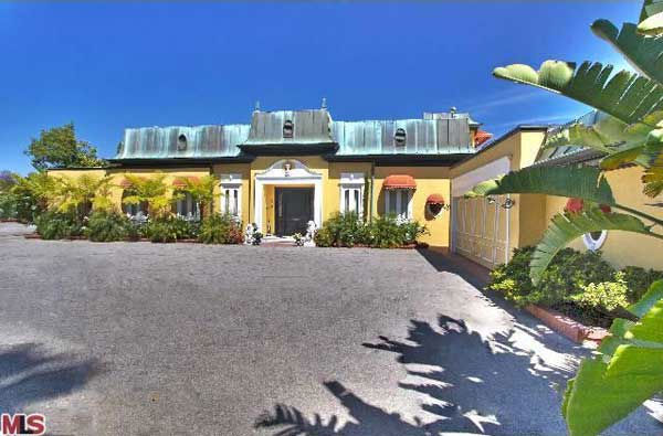 A view of Zsa Zsa Gabor's 4-bedroom, 5.5...