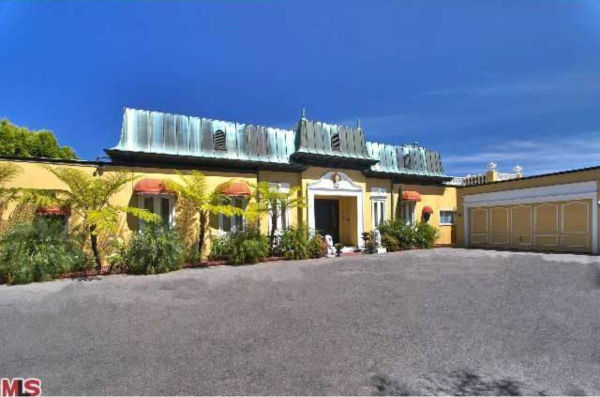 A view of Zsa Zsa Gabor's 4-bedroom, 5.5...