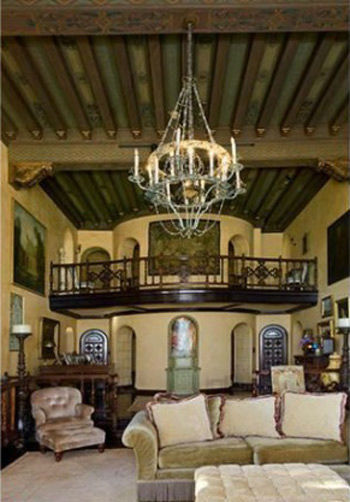 The interior of Katy Perry and Russell Brand's...