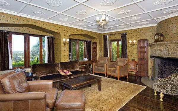The sitting room of Katy Perry and Russell...