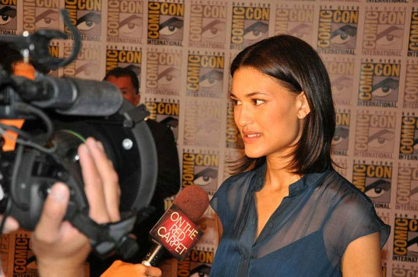 OnTheRedCarpet.com co-host Rachel Smith...