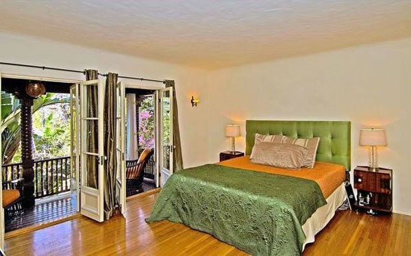 The master bedroom in Rose McGowan's former...