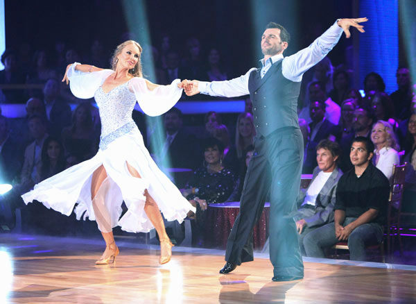 Singer Chynna Phillips and her partner Tony Dovolani received 22 out of 30 from the judges for their Viennese Waltz on the season premiere of 'Dancing With The Stars.'
