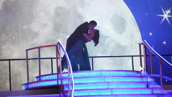 'Keeping Up With The Kardashians' star Rob Kardashian and his partner Cheryl Burke received 24 out of 30 from the judges for their Fox Trot on the October 3 episode of 'Dancing With The Stars.'