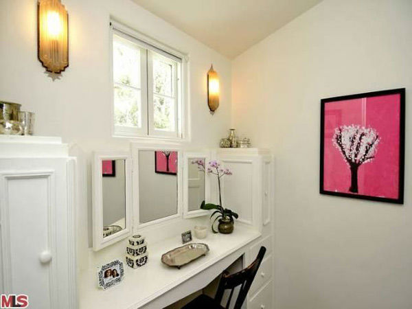 The vanity in Frances Bean Cobain's 3,350 square...