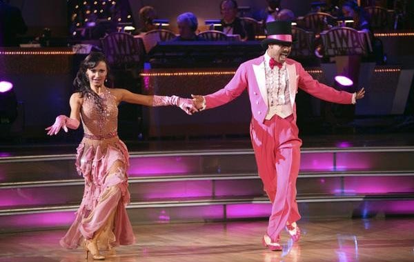 'All My Children' actor and Iraq War veteran J.R. Martinez and his partner Karina Smirnoff received 26 out of 30 from the judges for their Paso Doble on the October 3 episode 'Dancing With The Stars.'