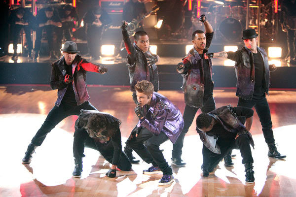 Justin Bieber hits the 'Dancing With The Stars'...