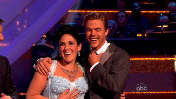 Talk show host and actress Ricki Lake and her partner Derek Hough received 28 out of 30 from the judges for their Waltz and 24 out of 30 for their Instant Jive, for a total of 52 on the November 7 episode of 'Dancing With The Stars.'