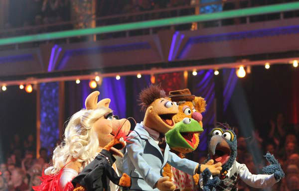 The cast of Disney's 'The Muppets' took over the...