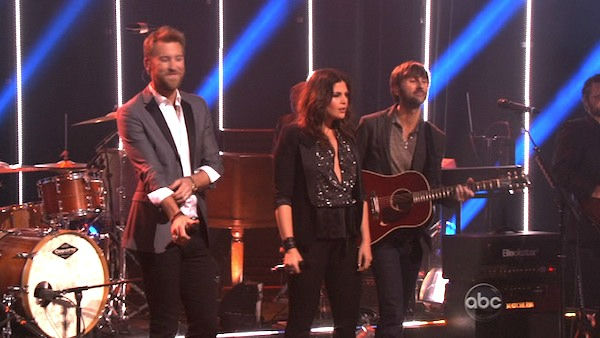 Lady Antebellum had the final ballroom music...