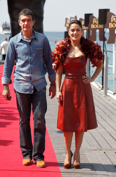 Actor Antonio Banderas (L) and actress Salma...