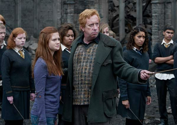 Ginny Weasley (Bonnie Wright) and Arthur Weasley...