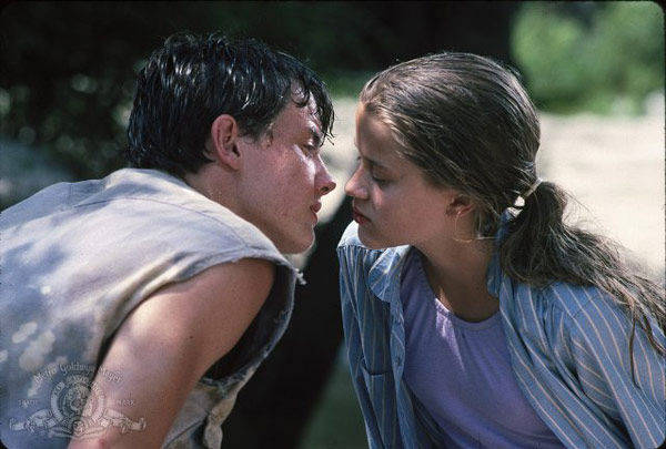 Jason London and Reese Witherspoon appear in a...