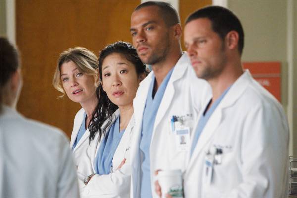 Still image of the cast from 'Grey's Anatomy.'