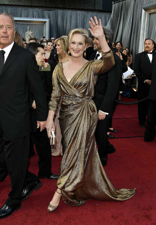 Meryl Streep arrives before the 84th Academy Awards on Sunday, Feb. 26, 2012, in the Hollywood section of Los Angeles.