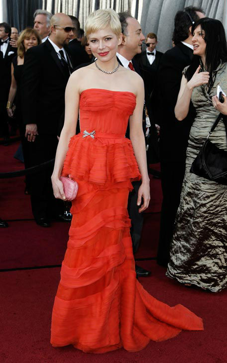 Michelle Williams arrives before the 84th Academy Awards on Sunday, Feb. 26, 2012, in the Hollywood section of Los Angeles.