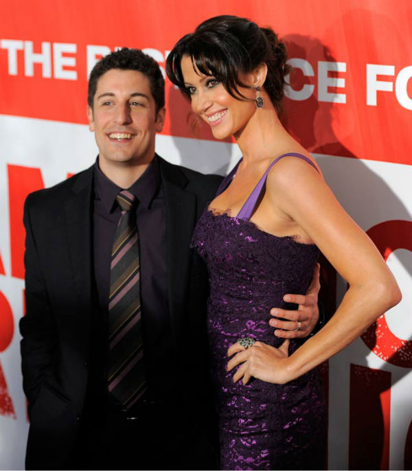 Jason Biggs, left, and Shannon Elizabeth, cast...