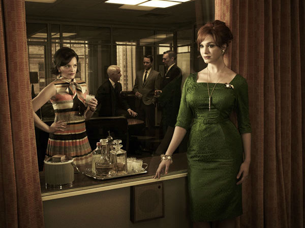 Elisabeth Moss (Peggy Olson), John Slattery...