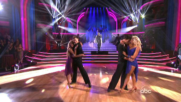 Seal returned to the ballroom to perform 'Lean...