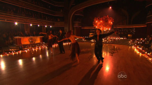 There was a special performance from pro dancers...