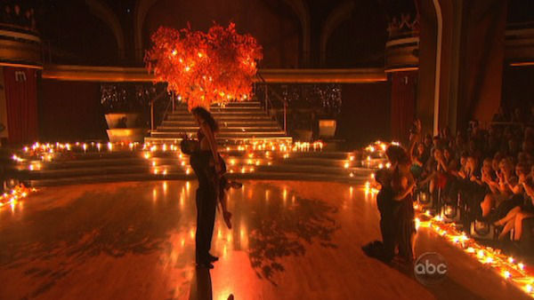 There was a special performance from pro dancers...
