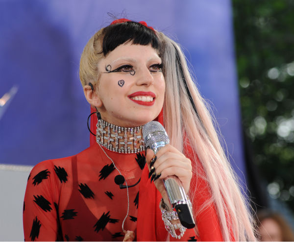 Lady Gaga performs live in Central Park to kick...