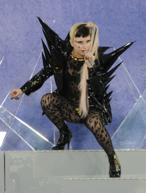 Lady Gaga performs live in Central Park to kick...