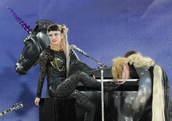 Lady Gaga performs live in Central Park to kick...