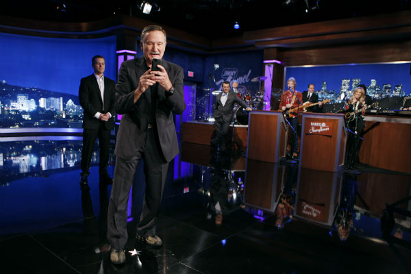 Robin Williams appears on a Matt Damon-hijacked...