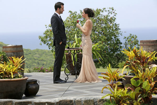 Chris Siegfried proposes to Desiree Hartsock on...