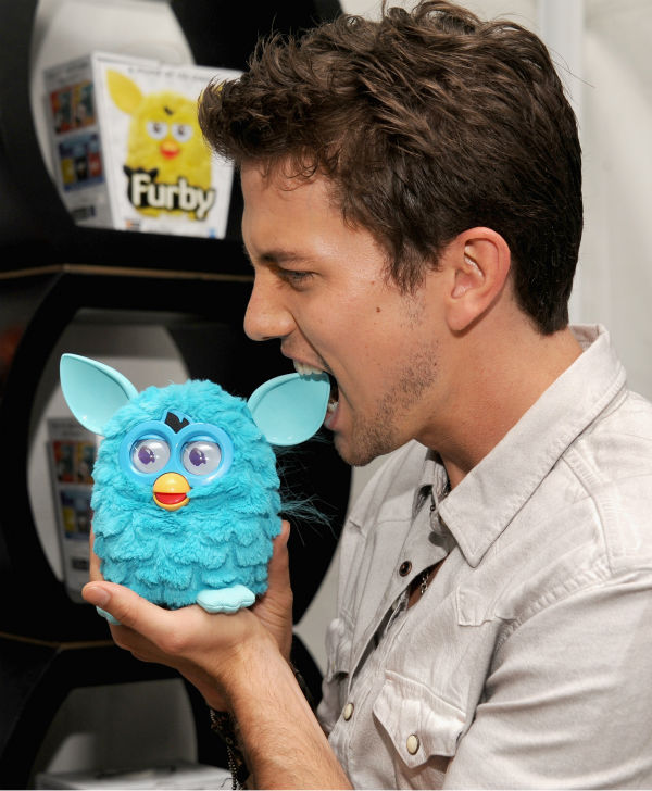 'Twilight' star Jackson Rathbone appears at...
