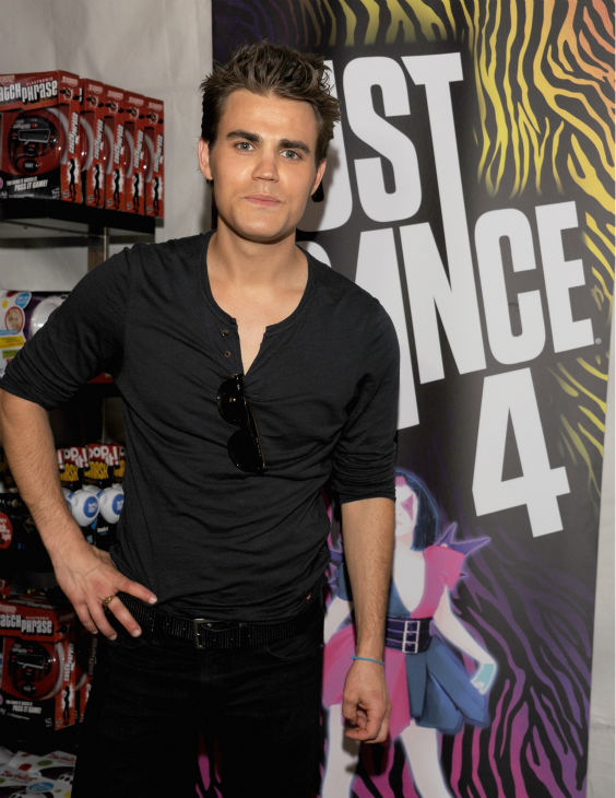 'Vampire Diaries' star Paul Wesley appears at...