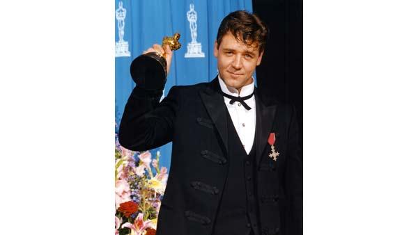 Russell Crowe wins 'Best Performance by an Actor in a Leading Role'.