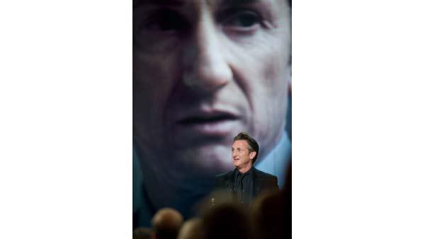The Oscar goes to Sean Penn for his role in 'Milk' (Focus Features) for Performance by an actor in a leading role, during the 81st Annual Academy Awards from the Kodak Theatre in Hollywood, CA Sunday, February 22, 2009.