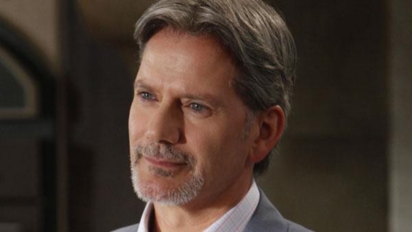 Campbell Scott in a still from Royal Pains playing the character Boris. - Provided courtesy of USA/Patrick Harbron Campbell Scott in a still from Royal Pains playing the character Boris. - Provided courtesy of USA/Patrick Harbron