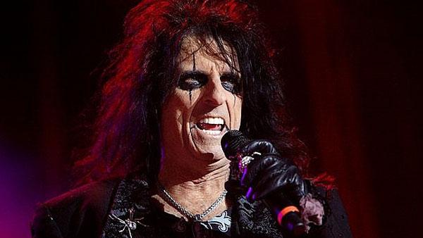 Alice Cooper performs at the Azkena Rock festival in Vitoria, Spain on May 24, 2009 - Provided courtesy of flickr.com/photos/denaflows Alice Cooper performs at the Azkena Rock festival in Vitoria, Spain on May 24, 2009 - Provided courtesy of flickr.com/photos/denaflows