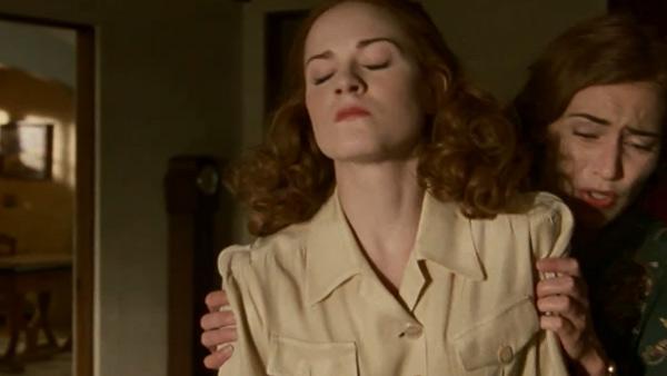 Evan Rachel Wood and Kate Winslet appear in a scene from the 2011 HBO miniseries Mildred Pierce. - Provided courtesy of HBO Evan Rachel Wood and Kate Winslet appear in a scene from the 2011 HBO miniseries Mildred Pierce. - Provided courtesy of HBO