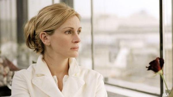 Julia Roberts in a still from the 2004 film, 'Closer.'