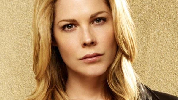 Mary McCormack appears in a promotional photo for In Plain Sight. - Provided courtesy of USA Network Mary McCormack appears in a promotional photo for In Plain Sight. - Provided courtesy of USA Network