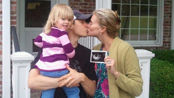 Niki Taylor, Burney Lamar and Ciel Taylor Lamar appear in a photo from Taylor's official Twitter page.