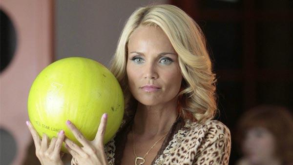 (Pictured: Kristin Chenoweth in a promotional still for 'Glee')
