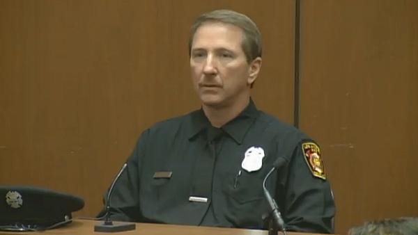 Sept. 30, 2011: Paramedic Richard Senneff tesifies at Conrad Murray's involuntary manslaughter trial.